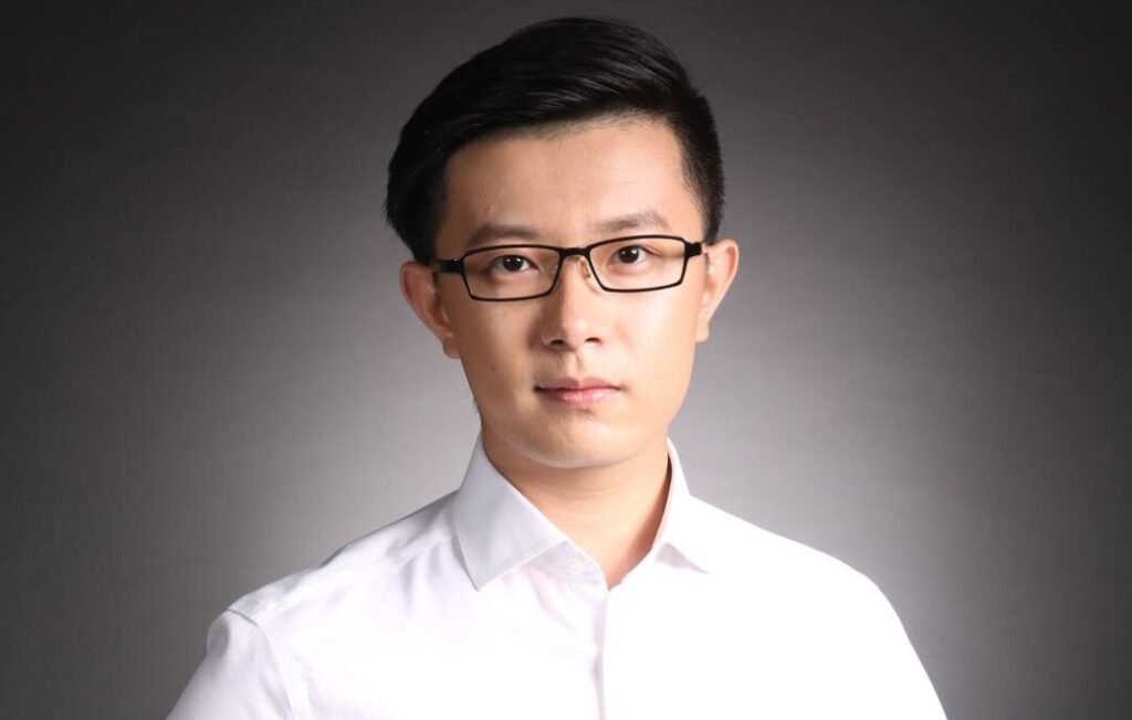 Felix Xu headshot
