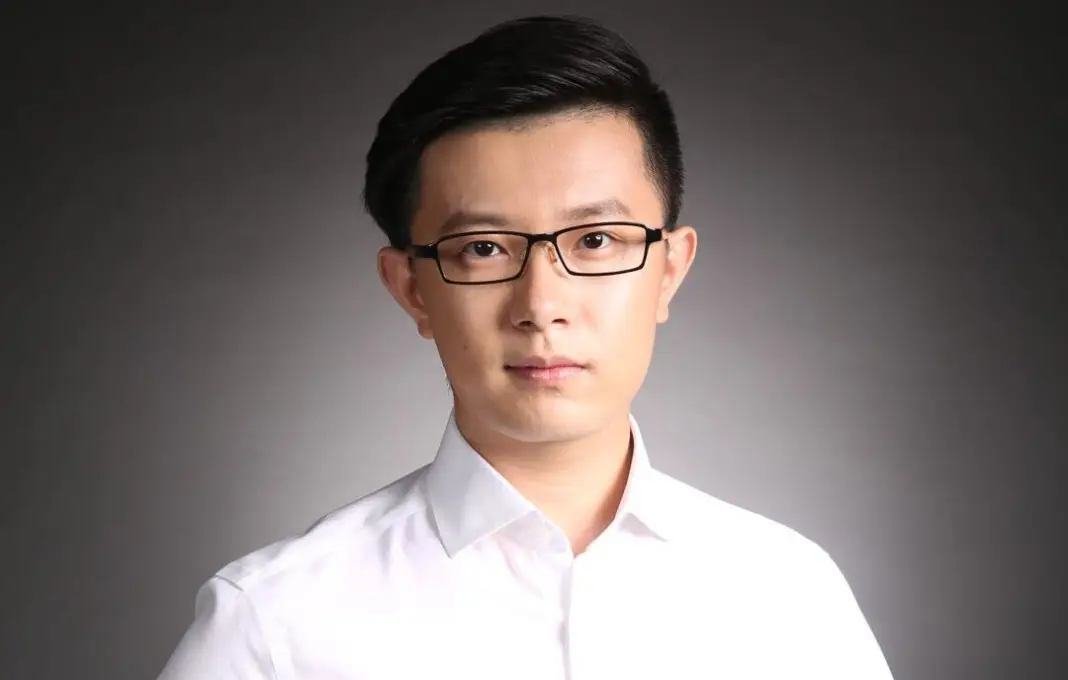 Felix Xu headshot
