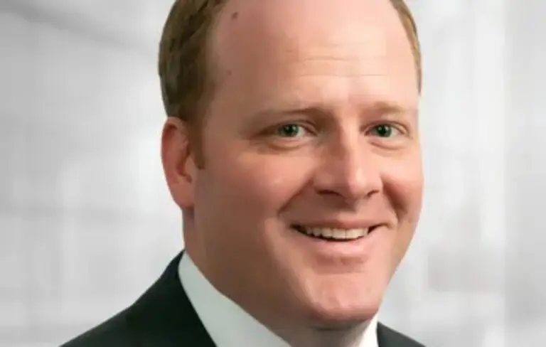 Patrick Farrelly headshot