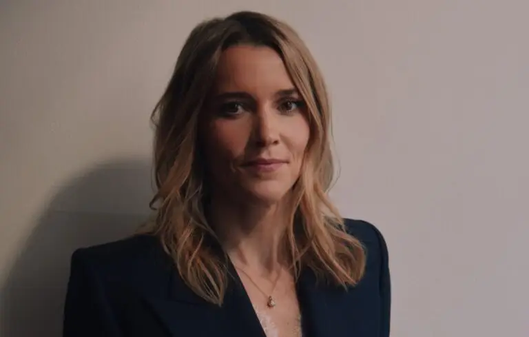 Charlotte Colhoun headshot